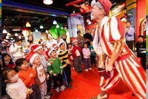 乐高®探索中心首次三城联动 点亮圣诞季开启节日盛宴