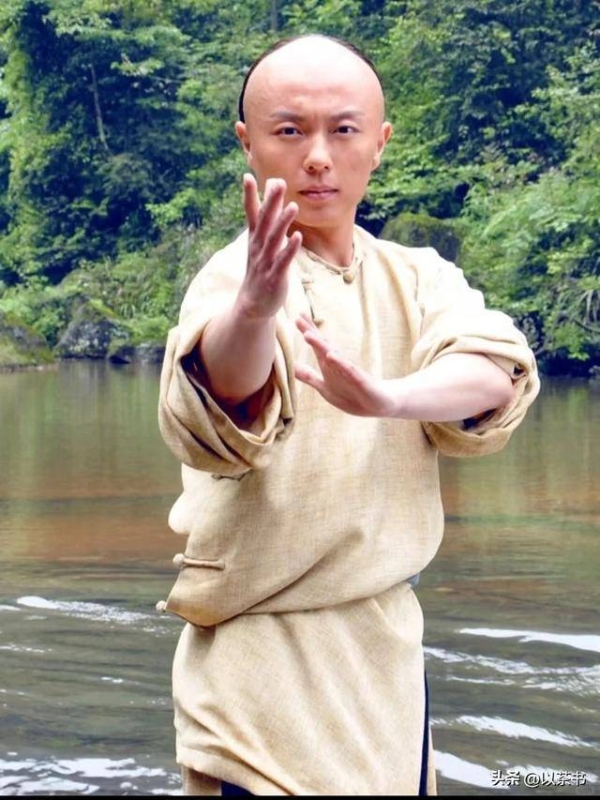 同样是武术演员，谢苗登上全运会舞台，和释小龙走上了不一样的路