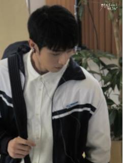 《致我那菜市场的白月光》开机 张婧仪陈靖可互为“白月光”照亮逆袭路