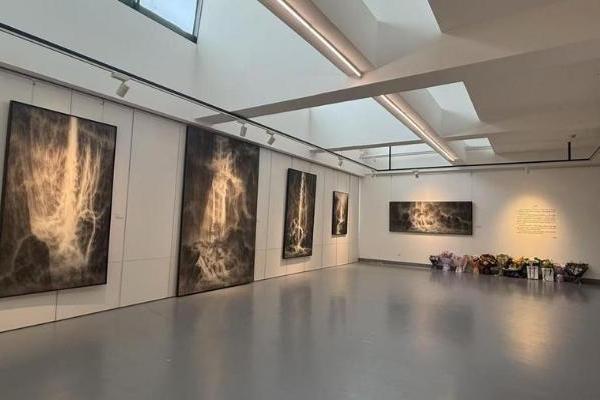 《书画里的中国》系列直播：陈威“时间的叠影”导览,笔墨解码山水艺术蜕变