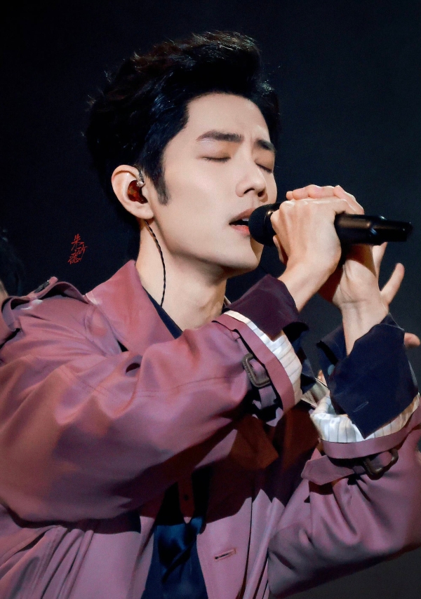 肖战超话签到破百万，这个数字背后藏着什么？