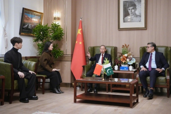 音乐为桥，心意相通：张艺兴的跨文化使命