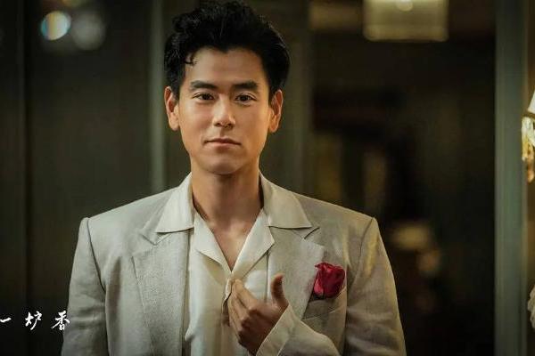 新片《爆水管》预测票房不到1亿，彭于晏是如何掉队的？