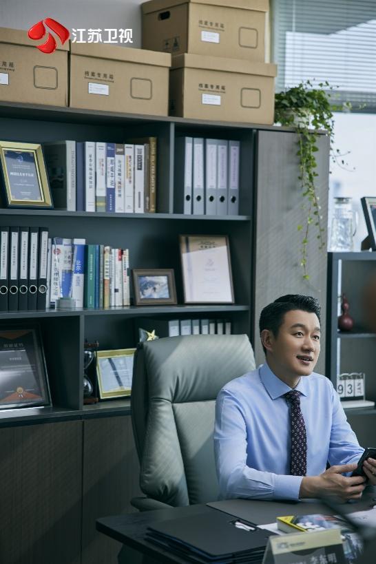 《夜色正浓》1月29日登江苏卫视开播 江疏影、佟大为携手演绎情感纠葛