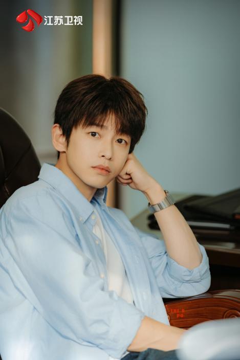 《年少有为》2月12日江苏卫视开播 彭昱畅林允邀你过个欢乐年