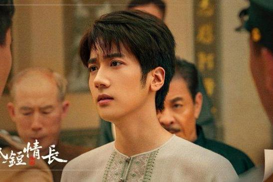 民国乱世爱情剧《纸短情长》今日上线，纸短千钧情系山河