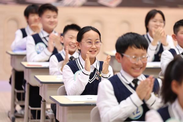 山河入诗 手语传情 《超级语文课》第五季 山河主题篇热血开讲