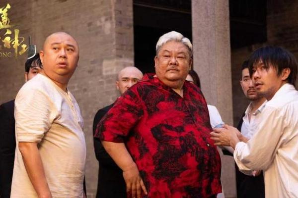 反内耗抽象喜剧《盖世神功》定档4月7日全网首播 摆烂也能逆袭成英雄