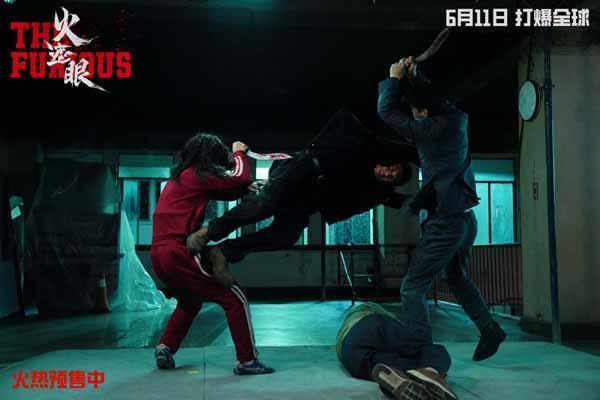 《火遮眼》发布“真打真干真玩命”实战特辑 谢苗领衔五大杀神实训实拍燃爆暑期