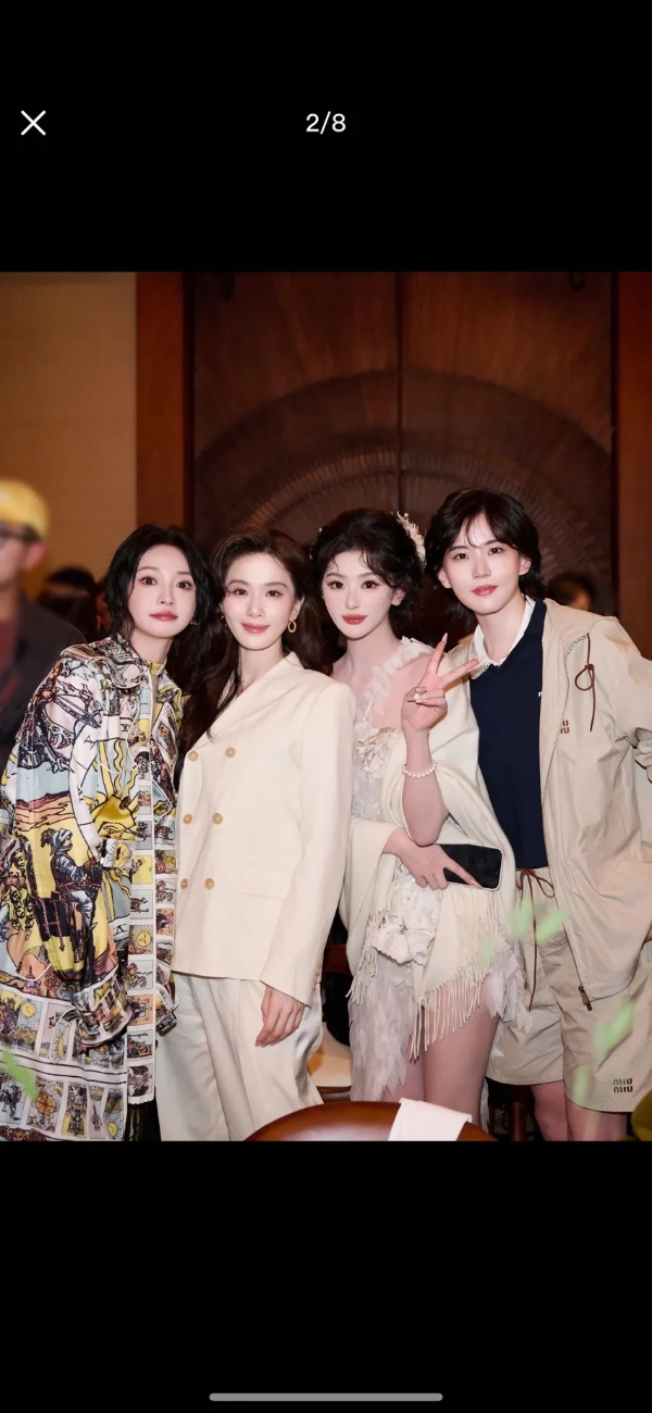 全网刷屏！刘诗诗掀头纱名场面杀疯了 这才是内娱压轴该有的天花板