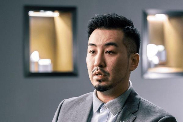 玉雕艺术家马瑞作品亮相日内瓦GEMGENEVE大师论坛