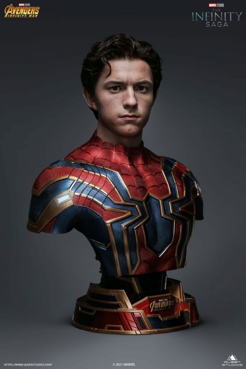《复仇者联盟3：无限战争》推衍生品钢铁蜘蛛侠1/1胸像，售价22800元
