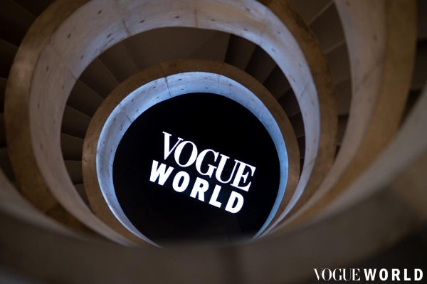 史诗级沉浸式视听盛宴，光影见证百年时尚变迁——2022 VOGUE World大展金秋10月登陆上海
