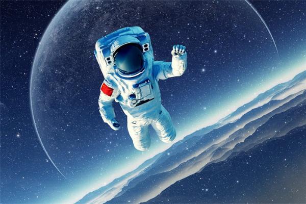 睡觉自由！3名航天员在空间站不用值夜班，天地一体化实时监测太“高能” 