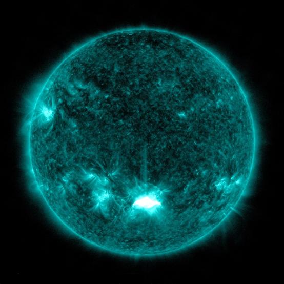 NASA新发现：太阳释放出显著的X1级耀斑_产经_前瞻经济学人