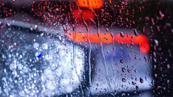 下雨天车窗总被雨水 盖住 科学家 试试热传导表面材料 Tom财经
