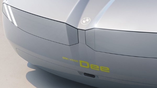 终极数码搭档BMW i 数字情感交互概念车(Dee)全球首发