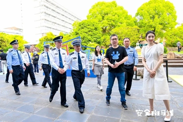 连续七年践行交通公益，中南集团安全斑马线开启高校之旅