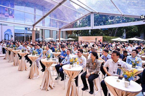 新世界·香蜜四季 现象级热势启幕香蜜湖豪宅新时代