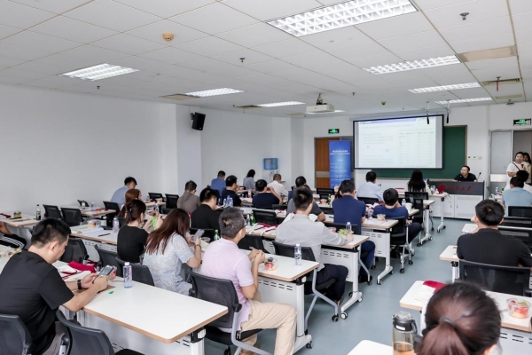 西北旺商会企业培训暨北京大学2025工商联企业高管研修班圆满落幕