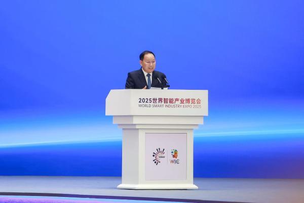 赛力斯张兴海：AI技术革命重塑汽车产业根基重构价值边界