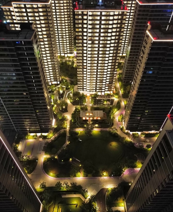 标题：万科物业“太阳钟”技术入选2025美丽中国•绿色空间使用者年鉴