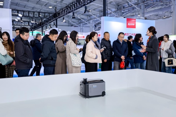 “零号居民”亮相城博会，碧桂园服务为智慧住区加码