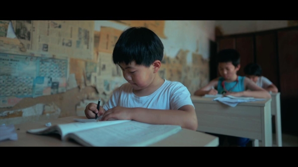 歌手亚森携手我乐家居发布首支公益歌曲，致敬轻高定第一品牌18年公益之路