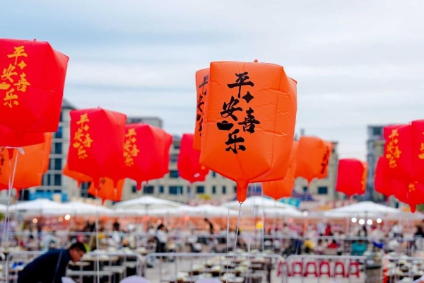 品烟火兴国兴消费动能 2025 兴国 “四星望月” 美食嘉年华圆满落幕