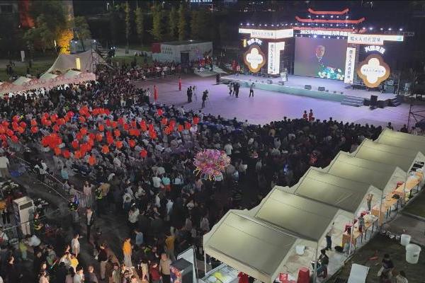 品烟火兴国兴消费动能 2025 兴国 “四星望月” 美食嘉年华圆满落幕