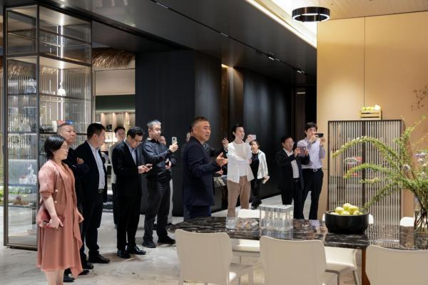 重磅签约！威法携手两大行业协会，跨界酒店文旅高端定制