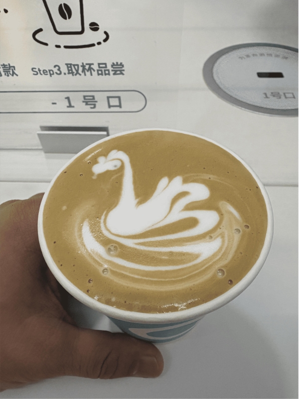 世界首个第六代机器人咖啡馆火爆COFE+山东日照 