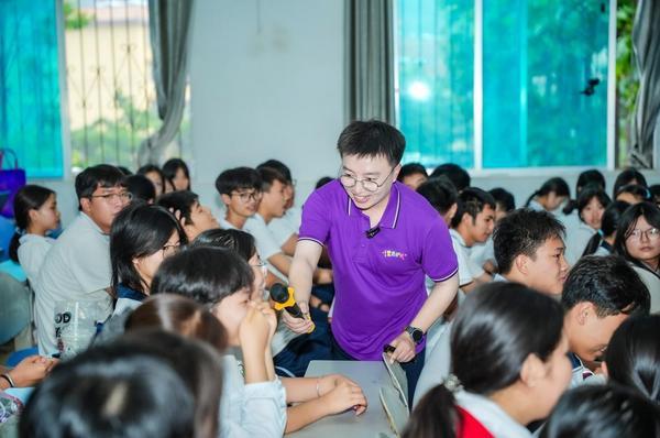 企业主动创新公益模式 企业社会责任模式进入定制化时代