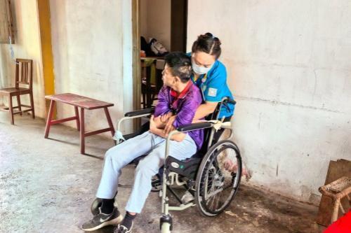 长护险“江阴模式”再探路：医保商保“双向奔赴” 向专业护理服务稳步转型 　　