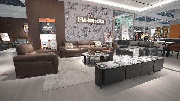 虹桥展上,寻找芝华仕头等舱“连续8年全球销量第一”的答案