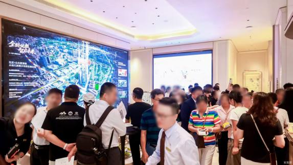 大国匠着首映龙华｜中交国润华府营销中心盛大开放
