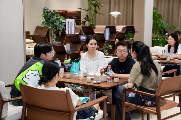 从产品到模式，曲美好木CIFF上海首秀给出实木赛道新答案