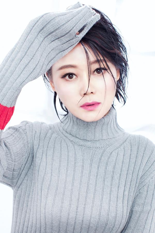 何静发布新单曲沉溺做音乐从未停歇