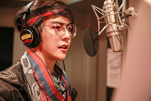 由汪东城献唱片头曲的动画版《全职高手》特别篇上线,在原唱大黑摩季