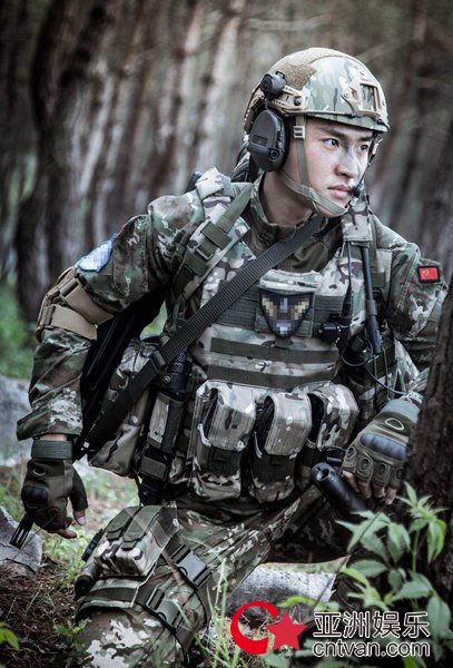 张赫伞兵魂杀青贾乃亮欣赏他这样的演员