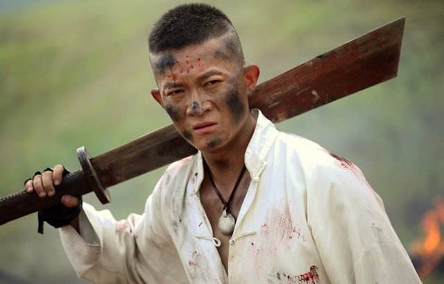 杨志刚饰演了许多令观众印象深刻的角色,无论是《铁梨花》中心思狡狯