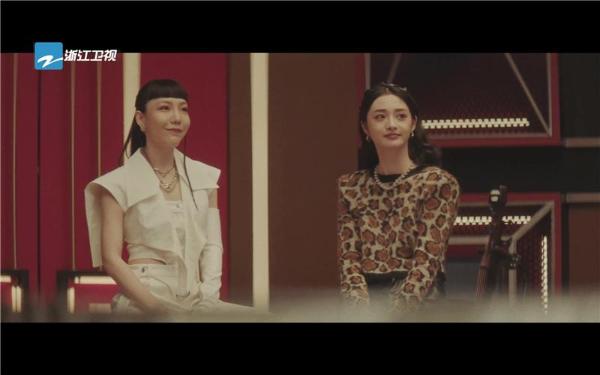 《闪光的乐队》主题曲《Forever Young》MV温暖发布：  音乐不老，音乐人永远年轻！_久之资讯_久之网