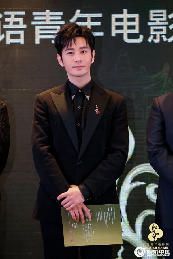 2嘉宾黄晓明.jpg