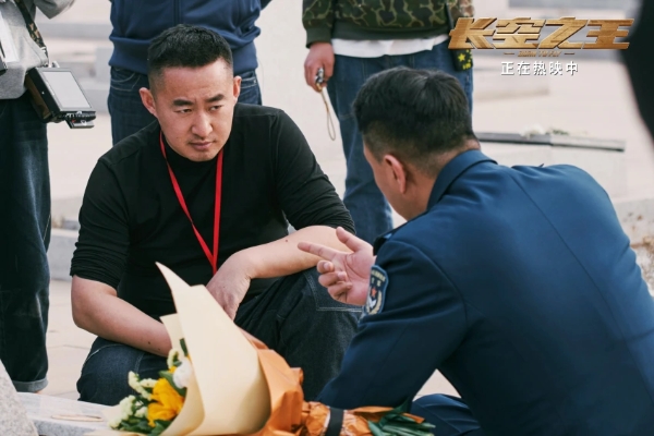 电影《长空之王》发布导演特辑 刘晓世5年砺剑“为了让更多人知道试飞员”