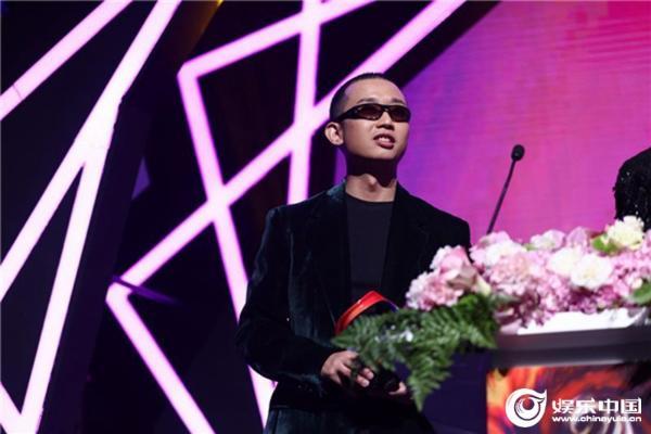 CMA全球华语榜中榜 种梦音乐D.M.G艺人GAI VaVa 艾热斩获三项大奖