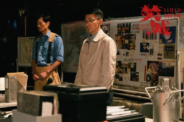 口碑大片《焚城》开放全国点映！ 发布“末日撤离警告”国际版预告