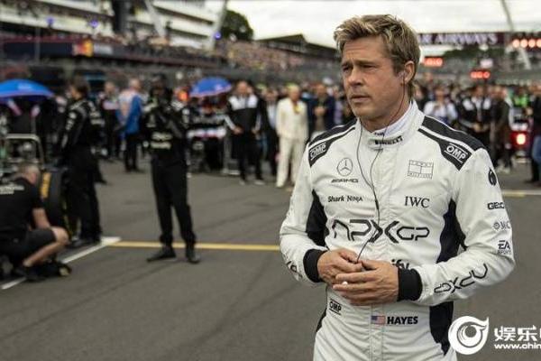 《F1：狂飙飞车》获全球票房周冠军 豆瓣涨分8.6好莱坞电影年度第一