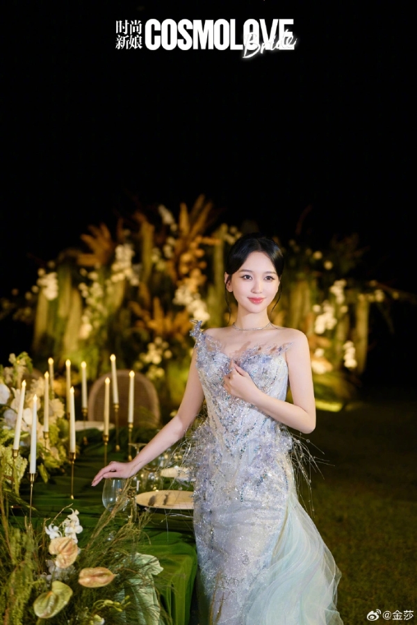 从全网嘲到全网哭！金莎孙丞潇婚纱照太好嗑