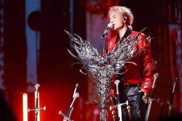 从万人巡演到头部音综，顶流回归！欢子加盟《天赐的声音7》