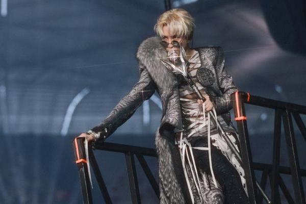 薛之谦“万兽之王”鸟巢单轮巡演连开总人数总票房双冠 连续7城创纪录